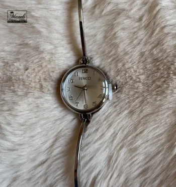 ساعت زنانه ظریف صفحه گرد FENDI - Image 5