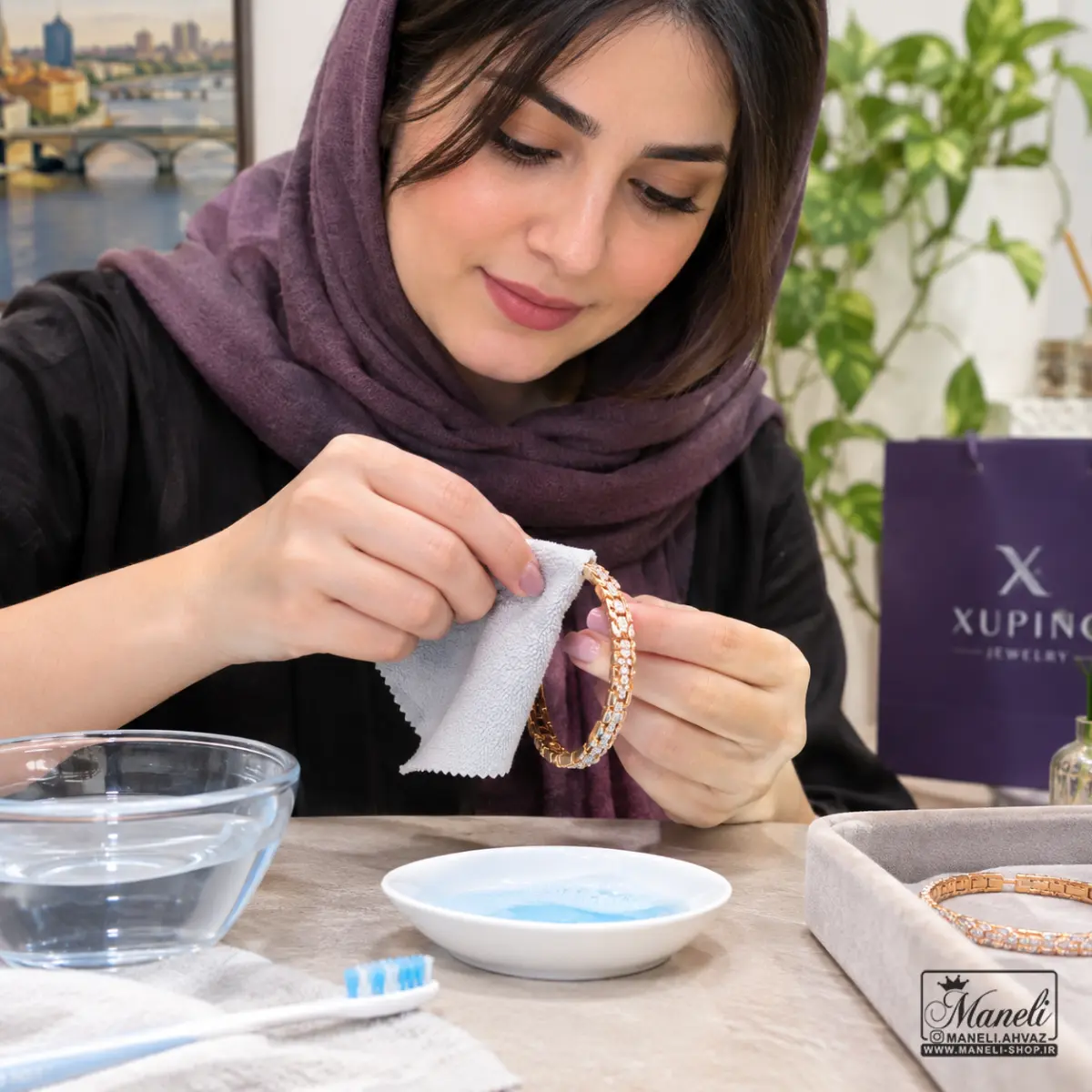 تمیز کردن دستبند ژوپینگ و برق انداختن آن در خانه
