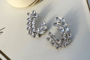 گوشواره مجلسی نقره ای نگین دار